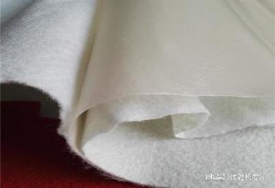 土工布拉力测试机的力学试验 针刺无纺布的强度与变形特性分析